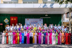 80dfd88e9f1e47ceb135d1f7ffb76b26 z7110906621185 1b57427f2beb4512a62e4a2f297c6423 2963.jpg