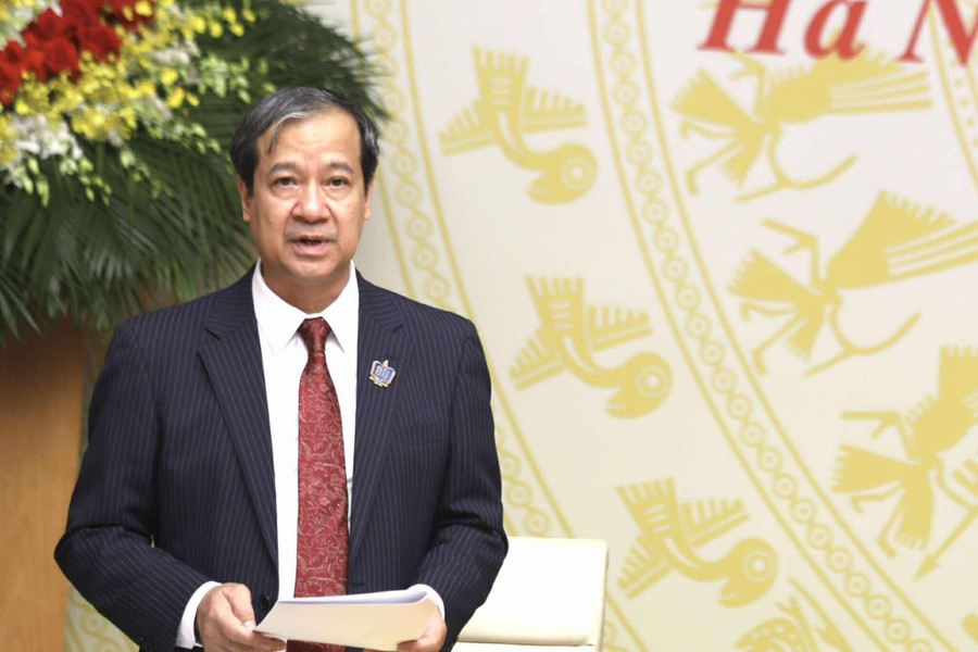 Phát triển nhà giáo là ‘chìa khóa’ hiện thực hóa mọi kỳ vọng phát triển giáo dục 1 Bộ trưởng Nguyễn Kim Sơn phát biểu tại buổi gặp mặt. Ảnh: Lê Cường