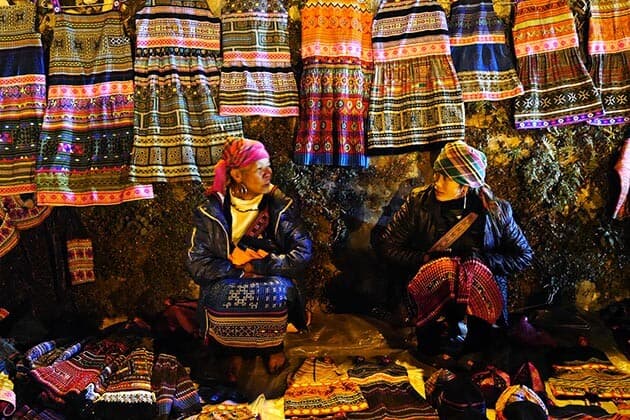 Cái lạnh thấu xương khi mặt trời dần biến mất