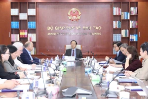 f603e0ca029d4212a36f85205dff8861 1 2588.jpg