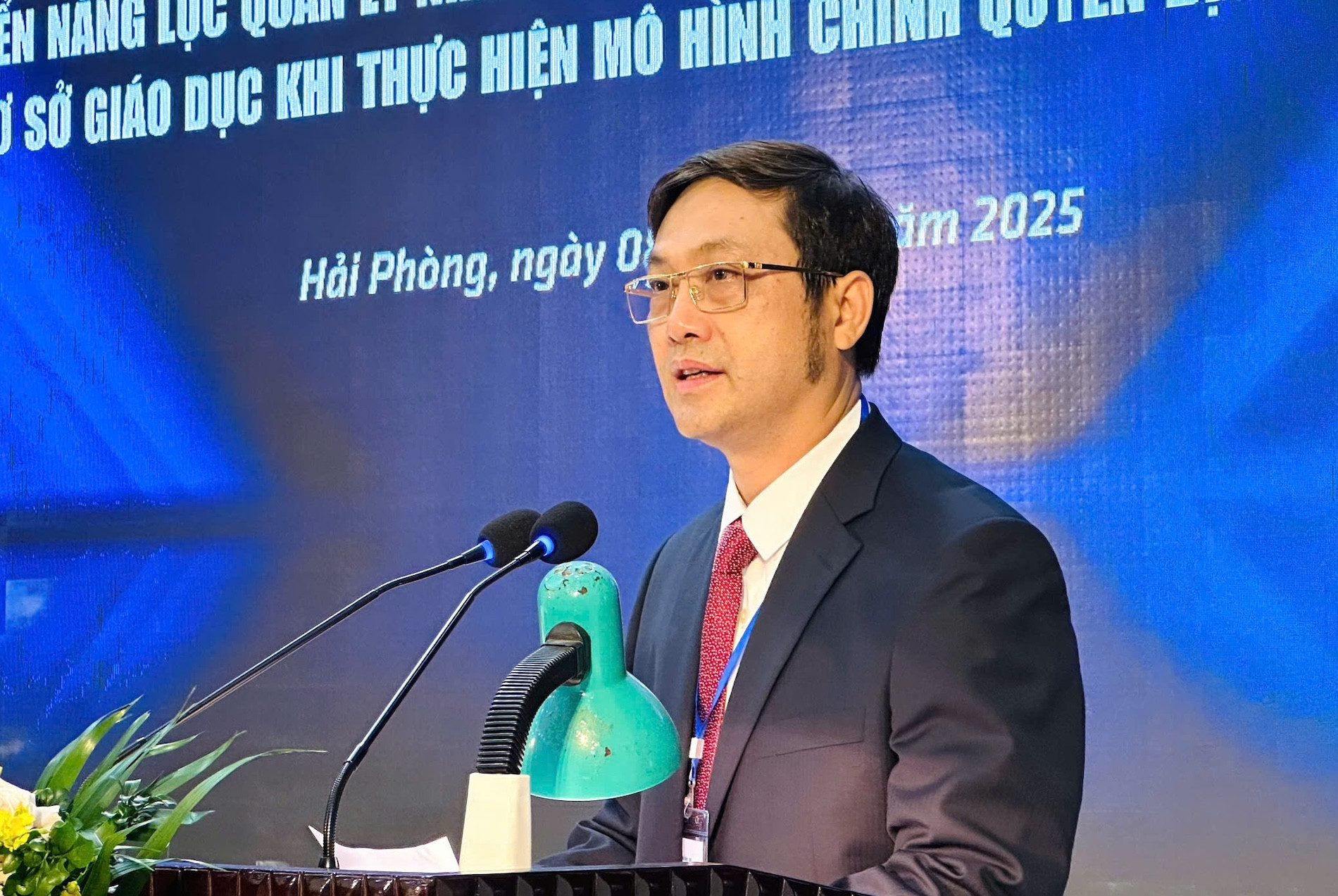 Nhiều cán bộ xã phụ trách giáo dục nhưng chưa từng làm giáo dục 2 PGS.TS Phạm Văn Thuần, Giám đốc Học viện Quản lý giáo dục.