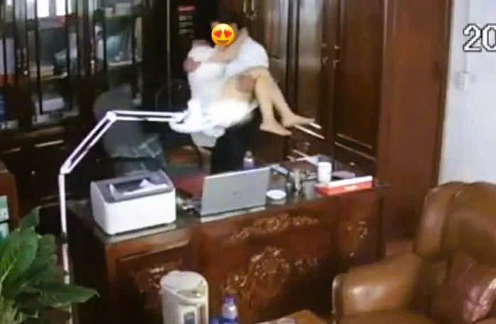 z7208420317031 47e11bb16a9aff804418dde11eba54d9