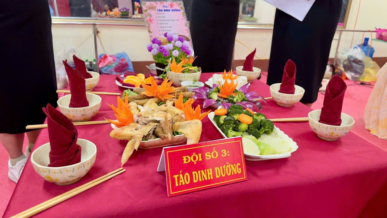 Lan tỏa thói quen ăn uống lành mạnh từ Hội thi “Dinh dưỡng và Sức khỏe trẻ thơ” 4 595649357 1390435346425860 6104175622380417634 n