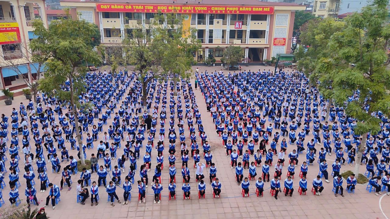 Giữ màu xanh từ hôm nay, gieo tương lai từ mái trường Ngô Văn Sở 2 596928564 1170065121954575 3257992633223139141 n