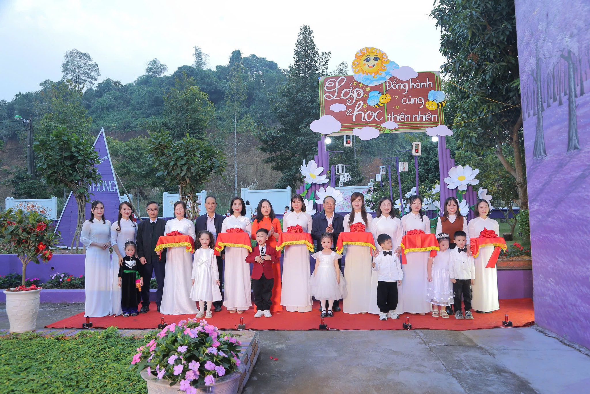 Lớp học giữa thiên nhiên xanh – Hành trình gieo mầm hạnh phúc cho trẻ mầm non Cam Đường 3 599557738 881794994356990 5973642061410106275 n