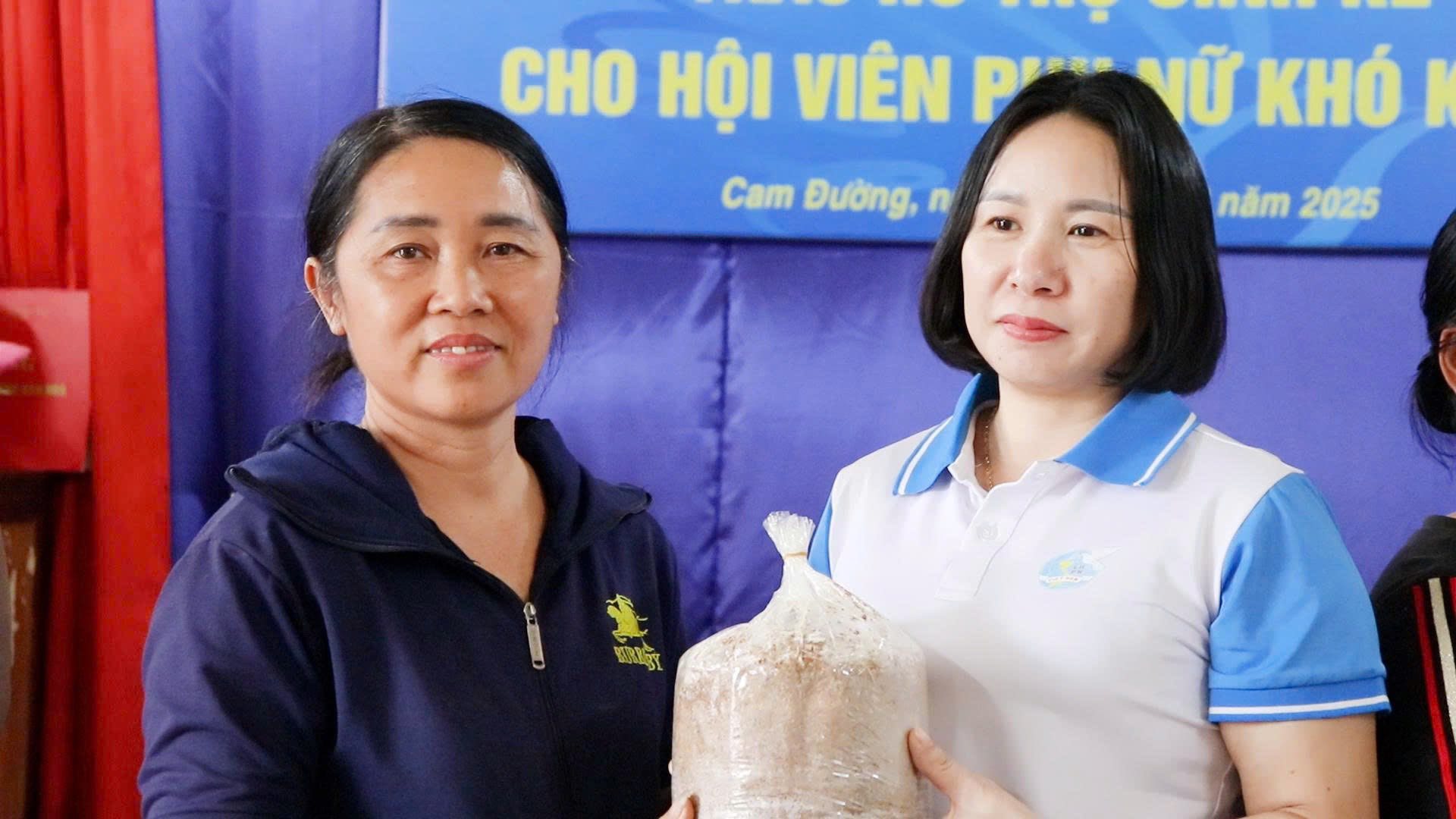 Trao sinh kế – Gieo hy vọng cho phụ nữ khó khăn ở Cam Đường 3 603822028 889939376875885 3719926988650915604 n