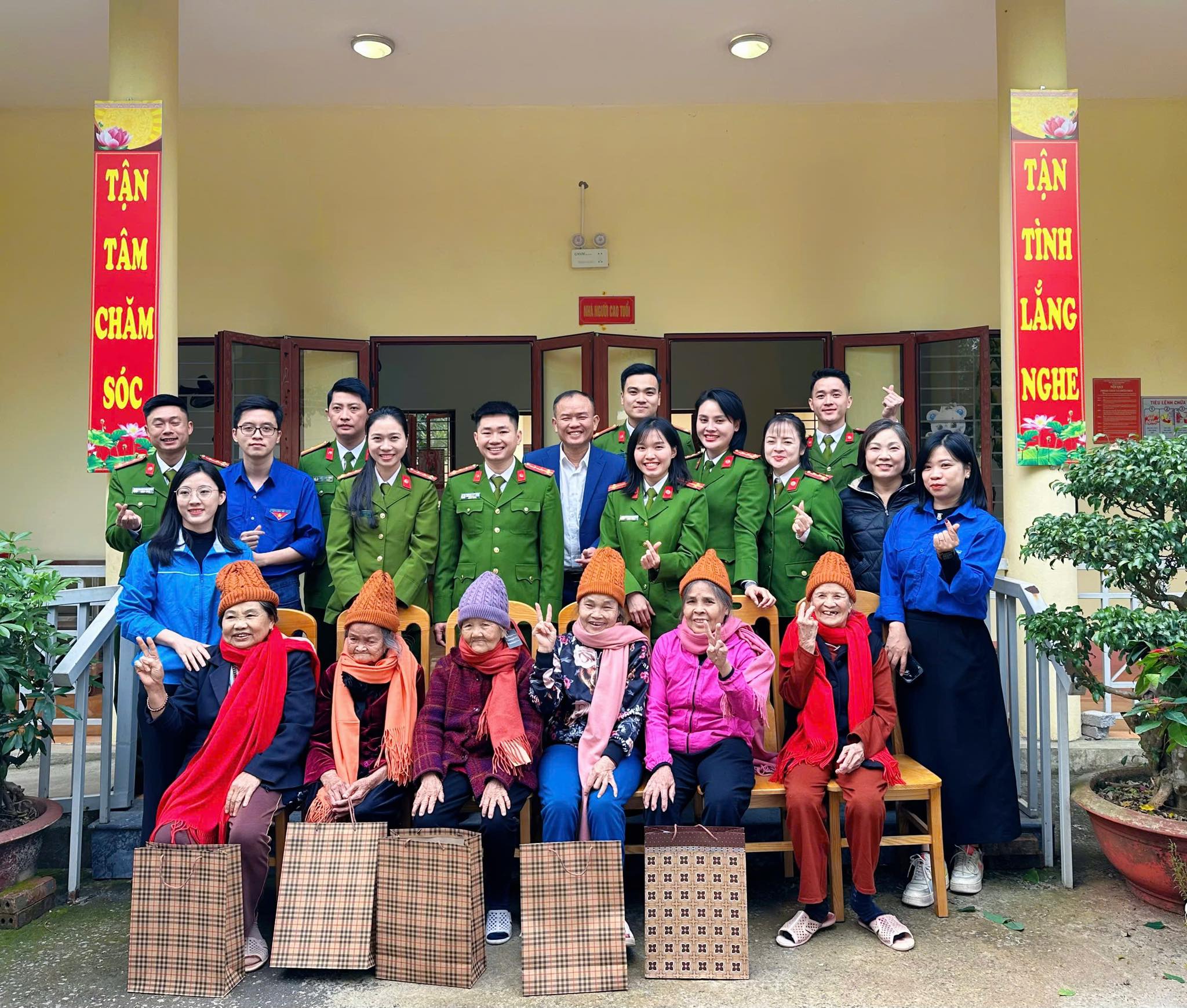 605121564 122155181912931812 5524227611281607157 n