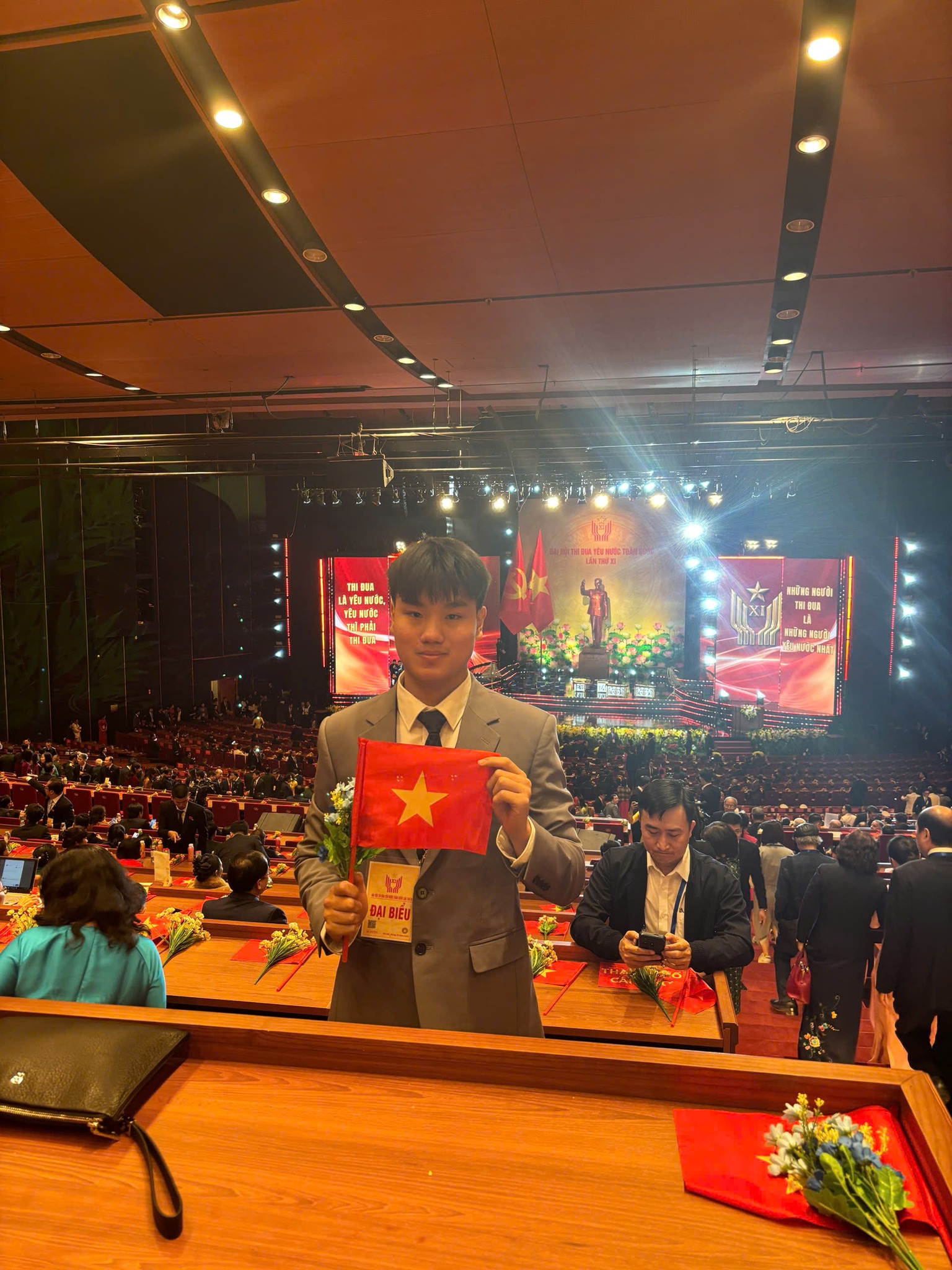 Học sinh Chuyên Lào Cai dự Đại hội Thi đua yêu nước toàn quốc: Niềm tự hào từ trí tuệ trẻ vùng cao 2 605534501 1285339976964175 6364236926501814385 n