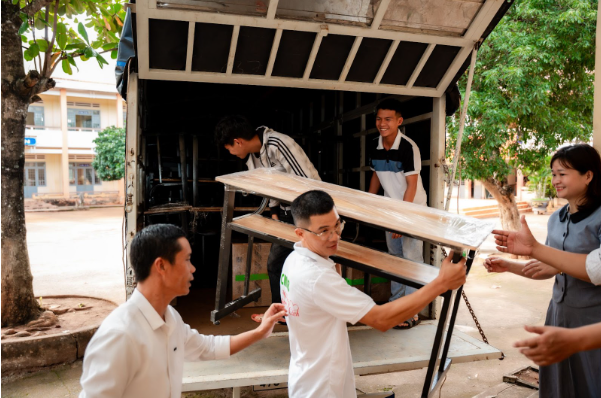 CM88 Và Hành Trình Trao Đi Yêu Thương Giữa Núi Rừng Đắk Lắk 1 CM88 đến nơi đã nhanh chóng hỗ trợ trường học