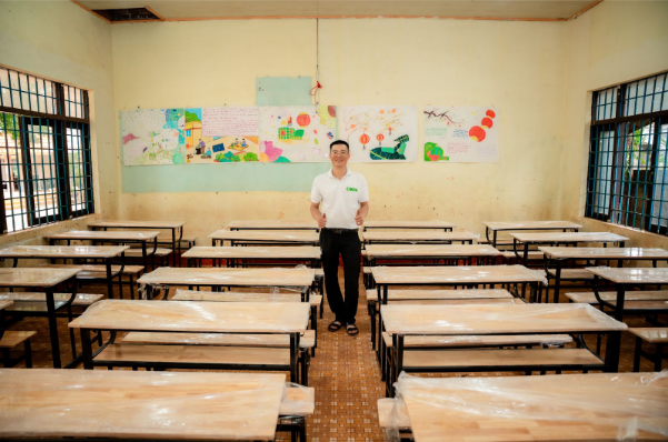 CM88 Và Hành Trình Trao Đi Yêu Thương Giữa Núi Rừng Đắk Lắk 2 Bàn ghế đã được CM88 trang bị cho lớp học