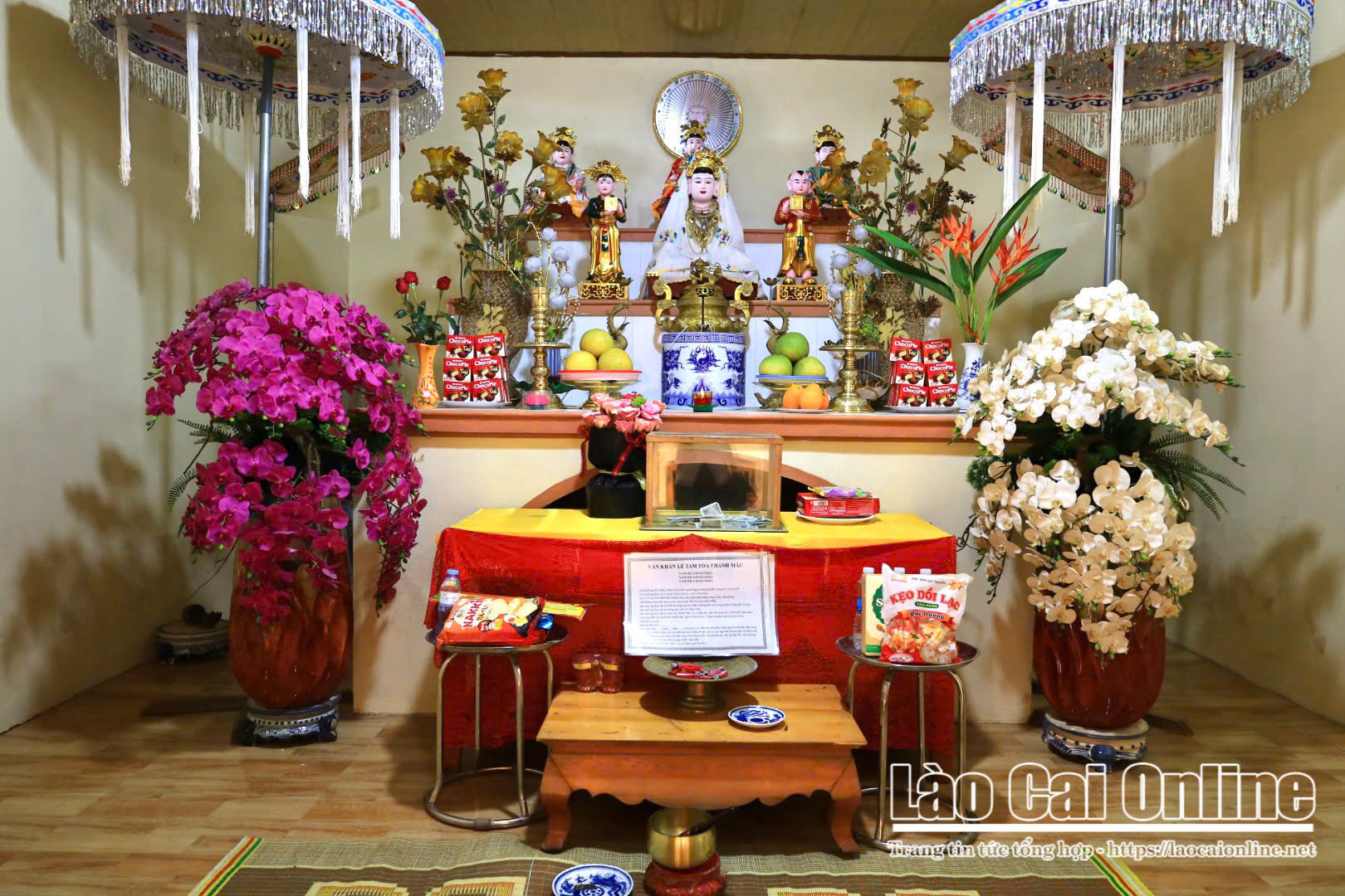 Đền Bà Áo Trắng – điểm tựa tâm linh bên ngã ba sông 10 z7309031505918 3546e15aa947b974cc44a8a6ceb929f7