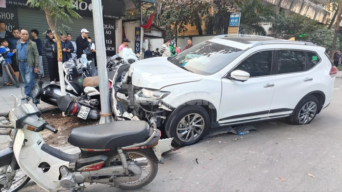 1 1767263043083394524896 1