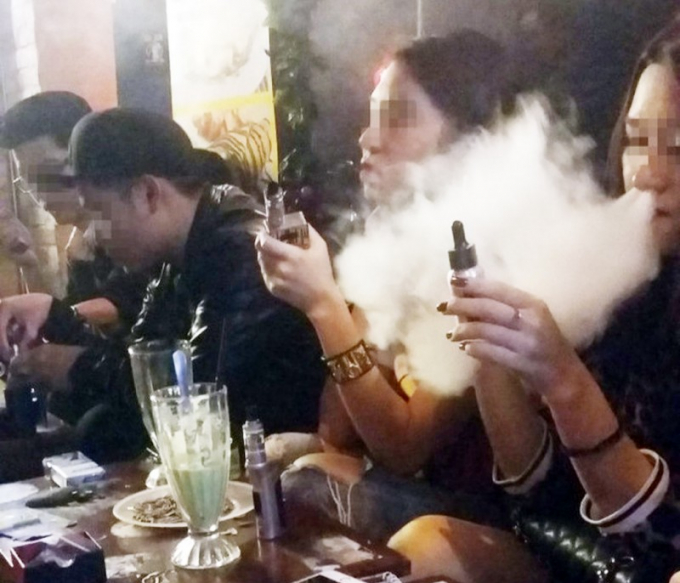 3611 thuoc la dien tu 0942 1