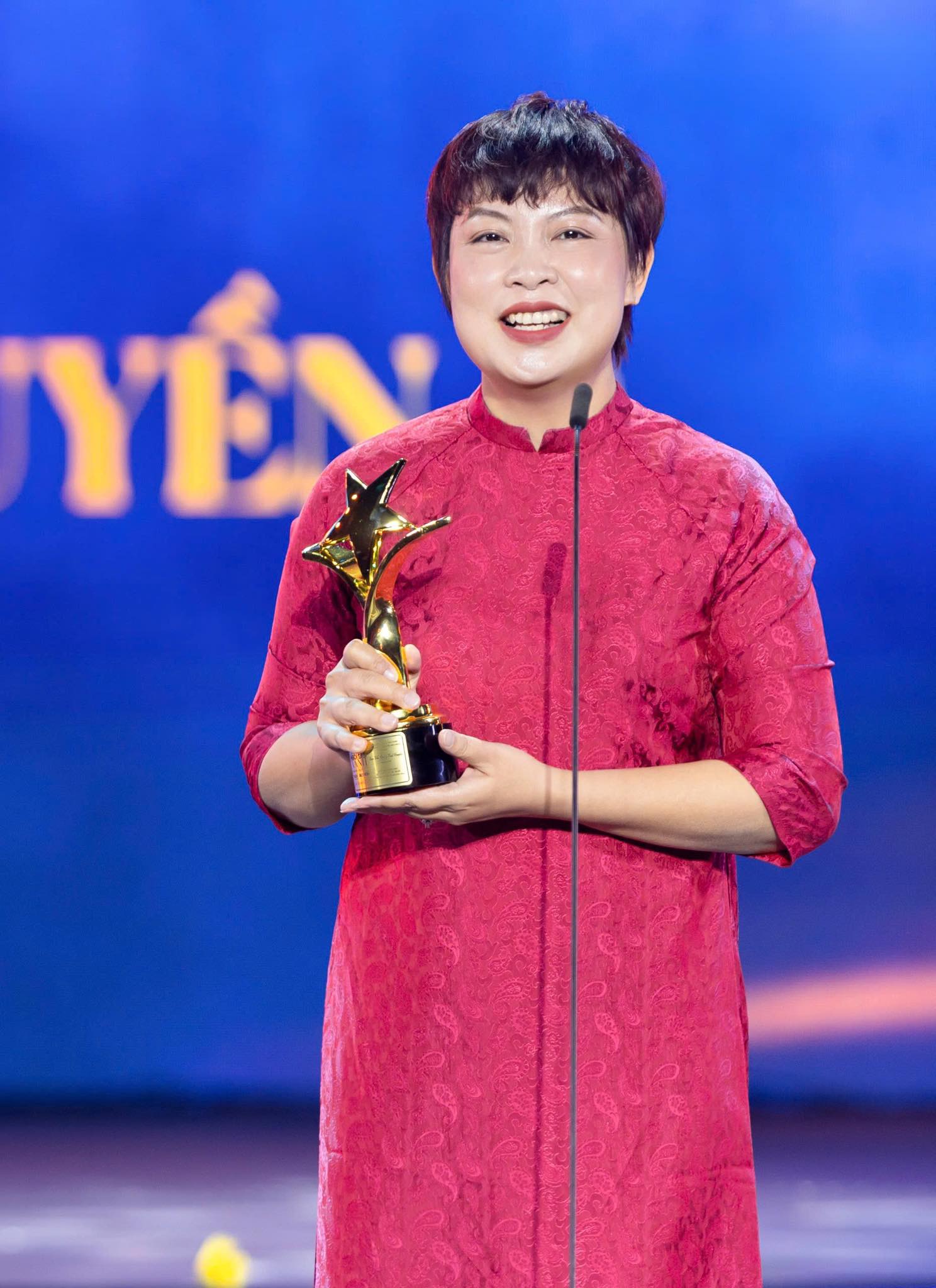 "Mưa đỏ" đại thắng giải Ngôi Sao Xanh 3 613510517 122216602244368201 2229128344082298026 n