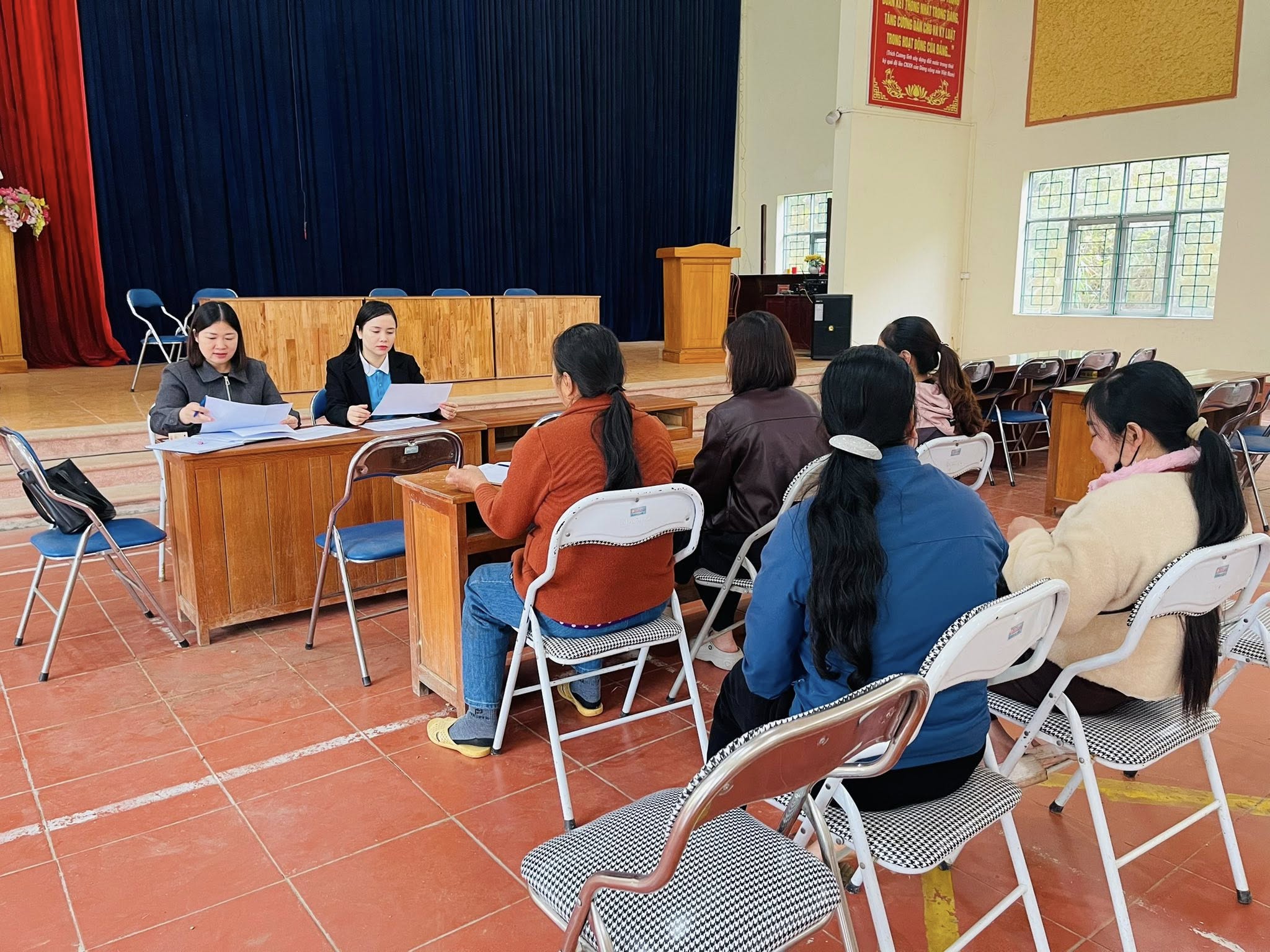 Tiếp sức phụ nữ Bảo Yên phát triển sinh kế từ nguồn vốn liên kết sản xuất kinh doanh 1 Hoi LHPN xa Bao Yen trien khai nguon von ho tro to phu nu lien ket san xuat kinh doanh nam 2026 tai thon Bat 1