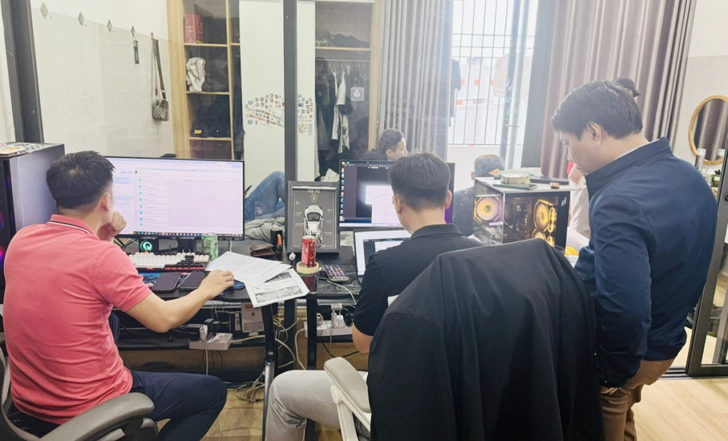 Phá chuyên án đánh bạc bằng hình thức game online, giao dịch 100 tỷ đồng 2 a1 1767540315 3542 1767541021