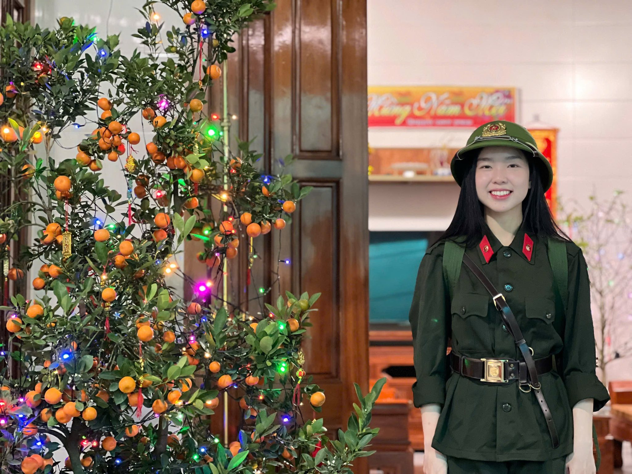 Nữ cử nhân tình nguyện viết đơn tham gia nghĩa vụ Công an 2 640829610 1241204231528010 3121349915883223314 n