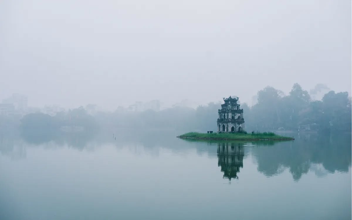 Sương Mù Dày Đặc Ở Bắc Bộ: Gia Tăng Nguy Cơ Dị Ứng Đường Hô Hấp Khi Giao Mùa 1 Ảnh minh họa