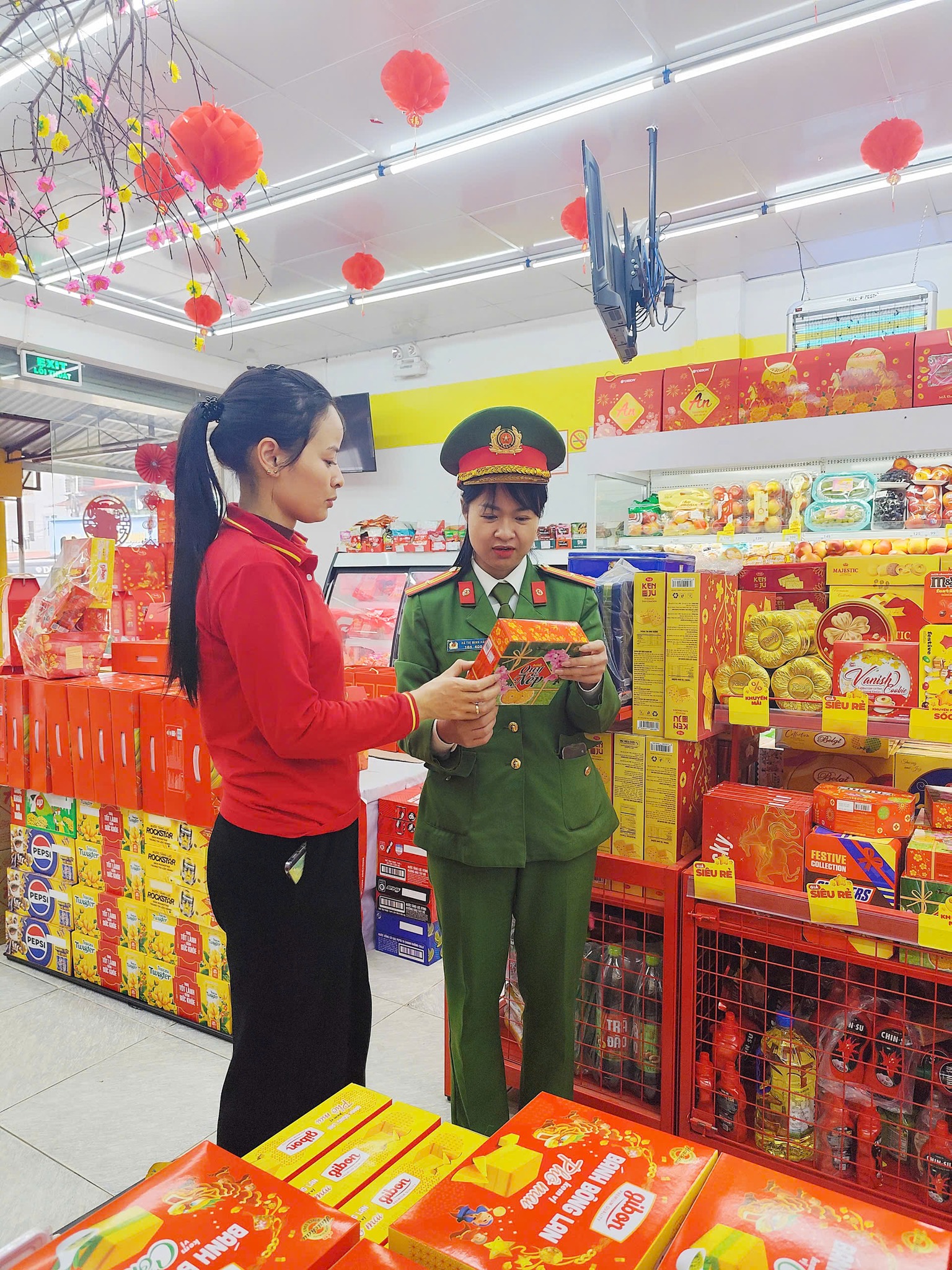 Mot so hinh anh khac tai Phuong Nghia Lo lco 03