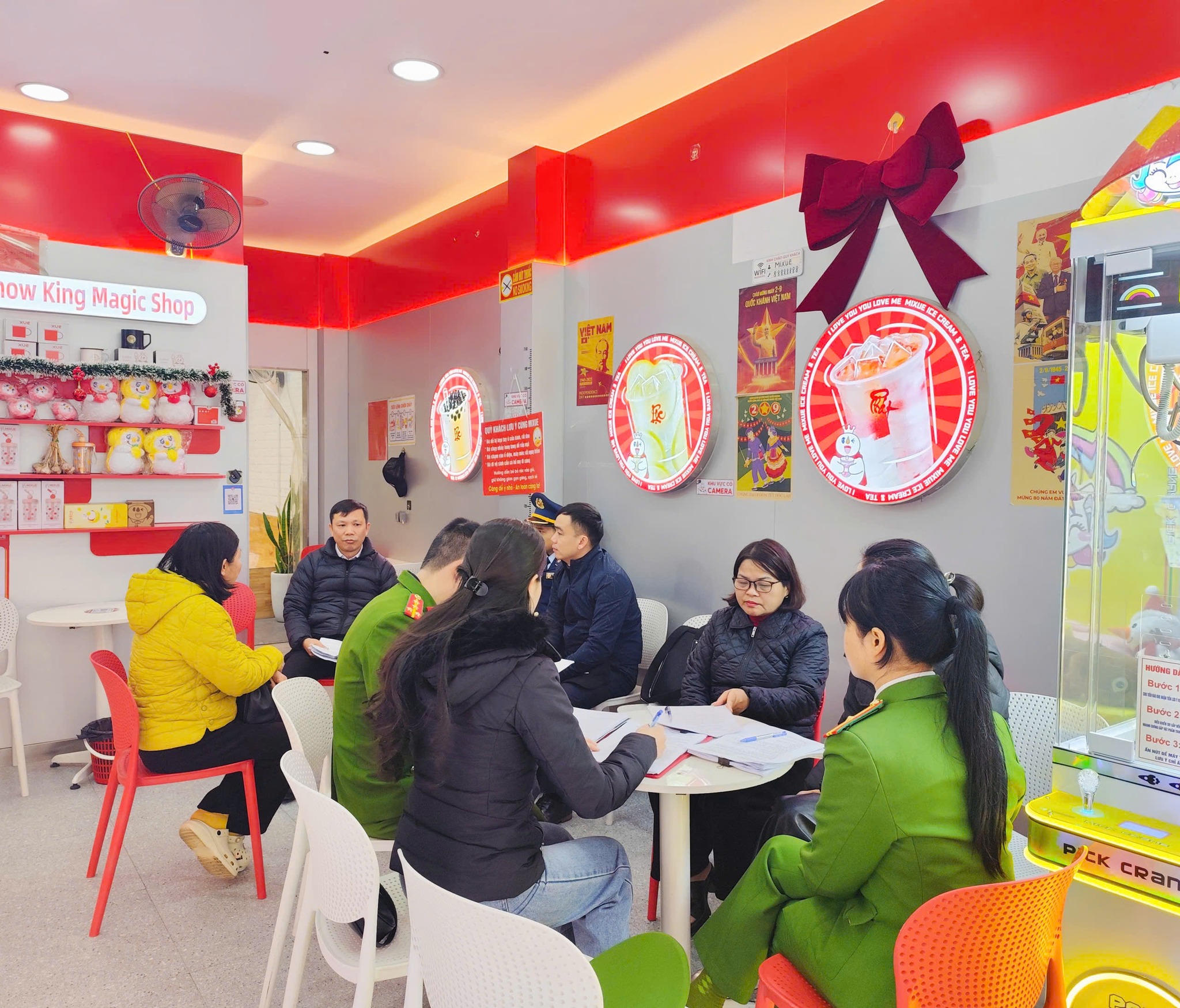 Mot so hinh anh khac tai Phuong Nghia Lo lco 09