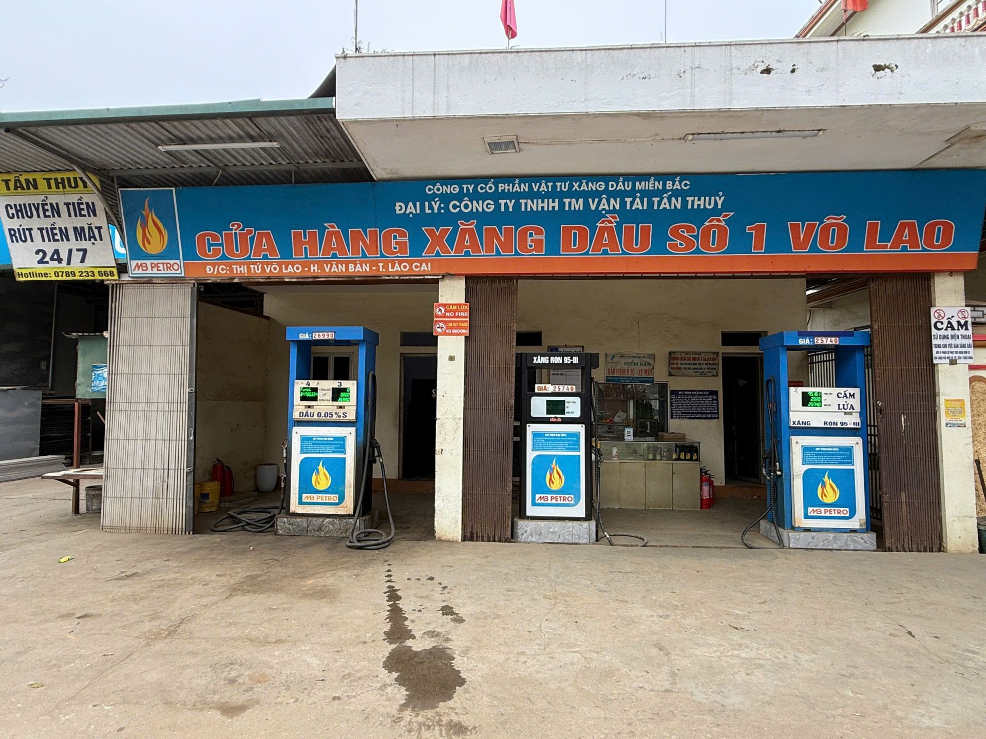 cua hang xang dau vi pham 1773814065