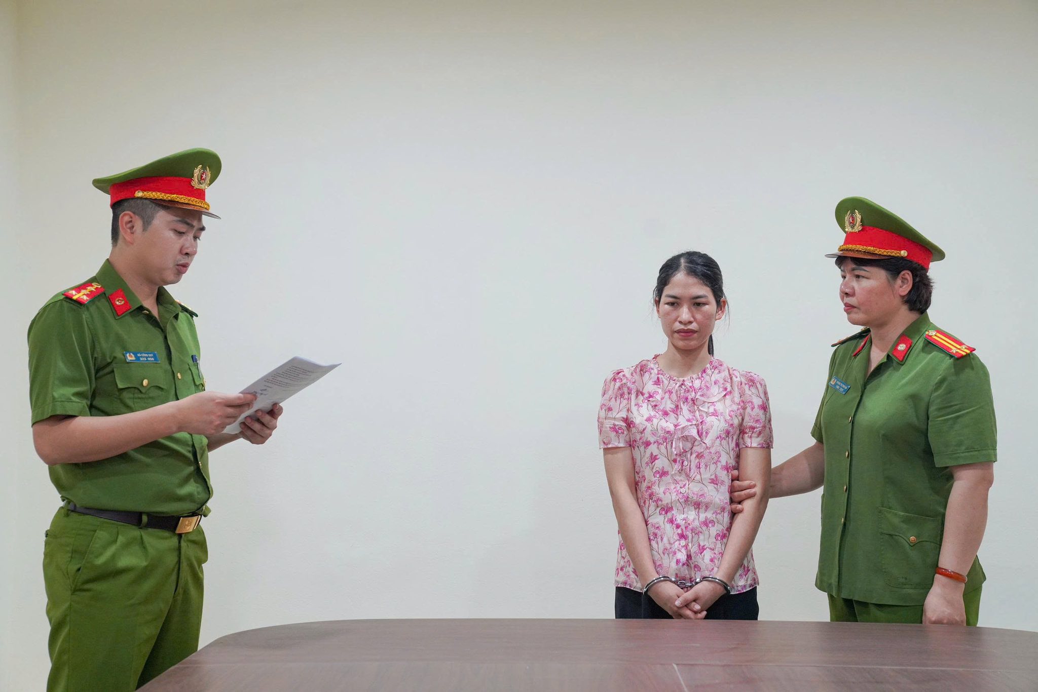 Đối tượng Phùng Thị Thùy Linh - Kế toán Trung tâm trợ giúp xã hội tỉnh Phú Thọ.