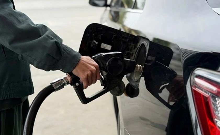 Giá Xăng Dầu Đồng Loạt Tăng Mạnh