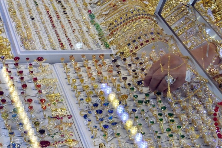 Giá vàng hôm nay giảm mạnh