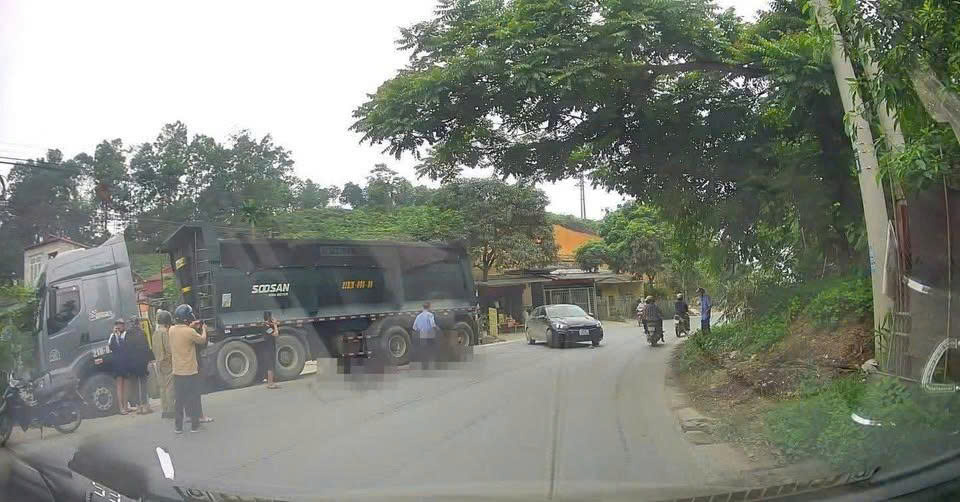 z7748496510448 3513f43e0817c101798f10fae6b9791e