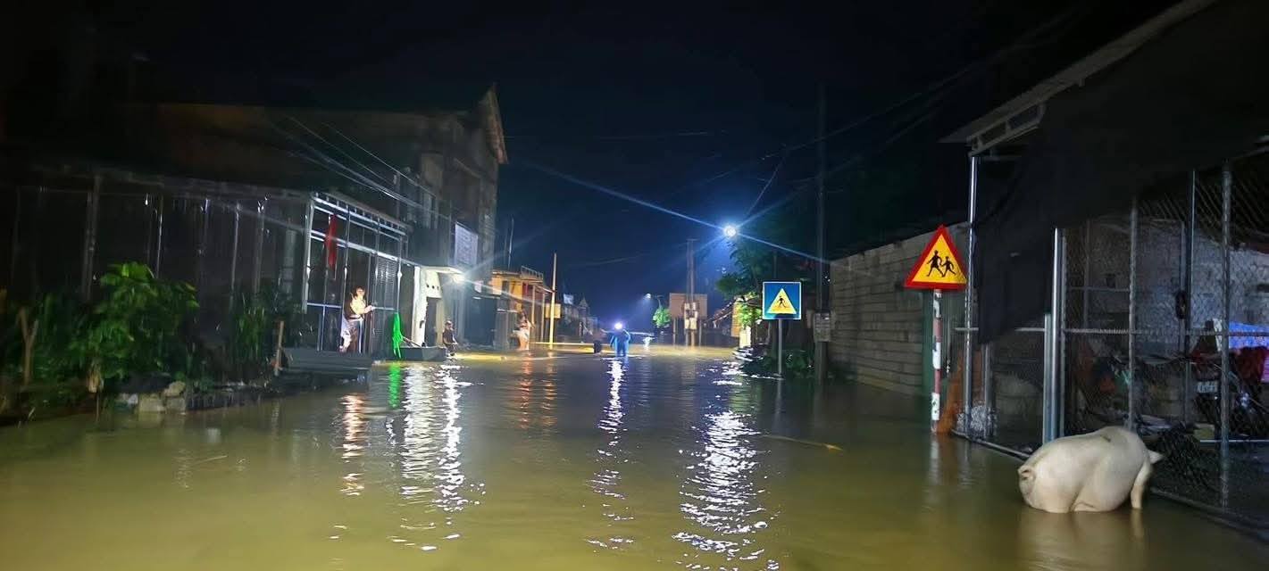 Nhiều địa điểm ngập trong biển nước
