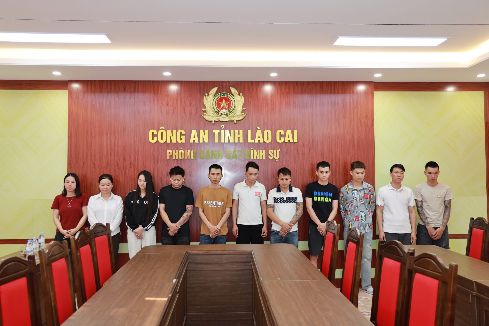 11 đối tượng bị khởi tố. Ảnh: CACC.