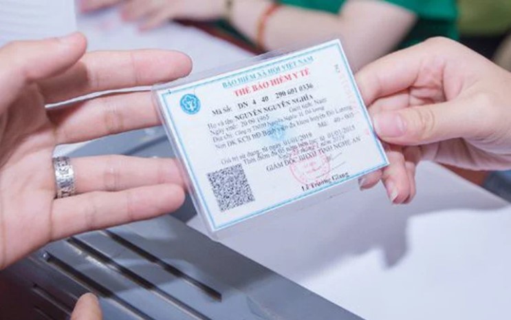 Từ 15/5: Cho mượn thẻ BHYT khám bệnh có thể bị phạt tới hàng triệu đồng 1 Từ 15/5, cho người khác mượn thẻ BHYT hoặc sử dụng thẻ BHYT của người khác trong khám bệnh, chữa bệnh sẽ bị phạt tiền lên đến 5 triệu.