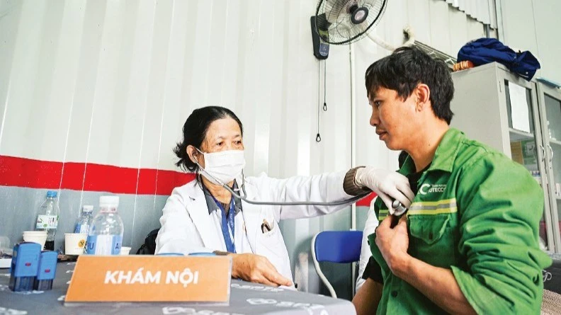 Thành phố Hà Nội xây dựng kế hoạch khám sức khỏe định kỳ cho người dân trong năm 2026 (Ảnh: BẢO LONG)