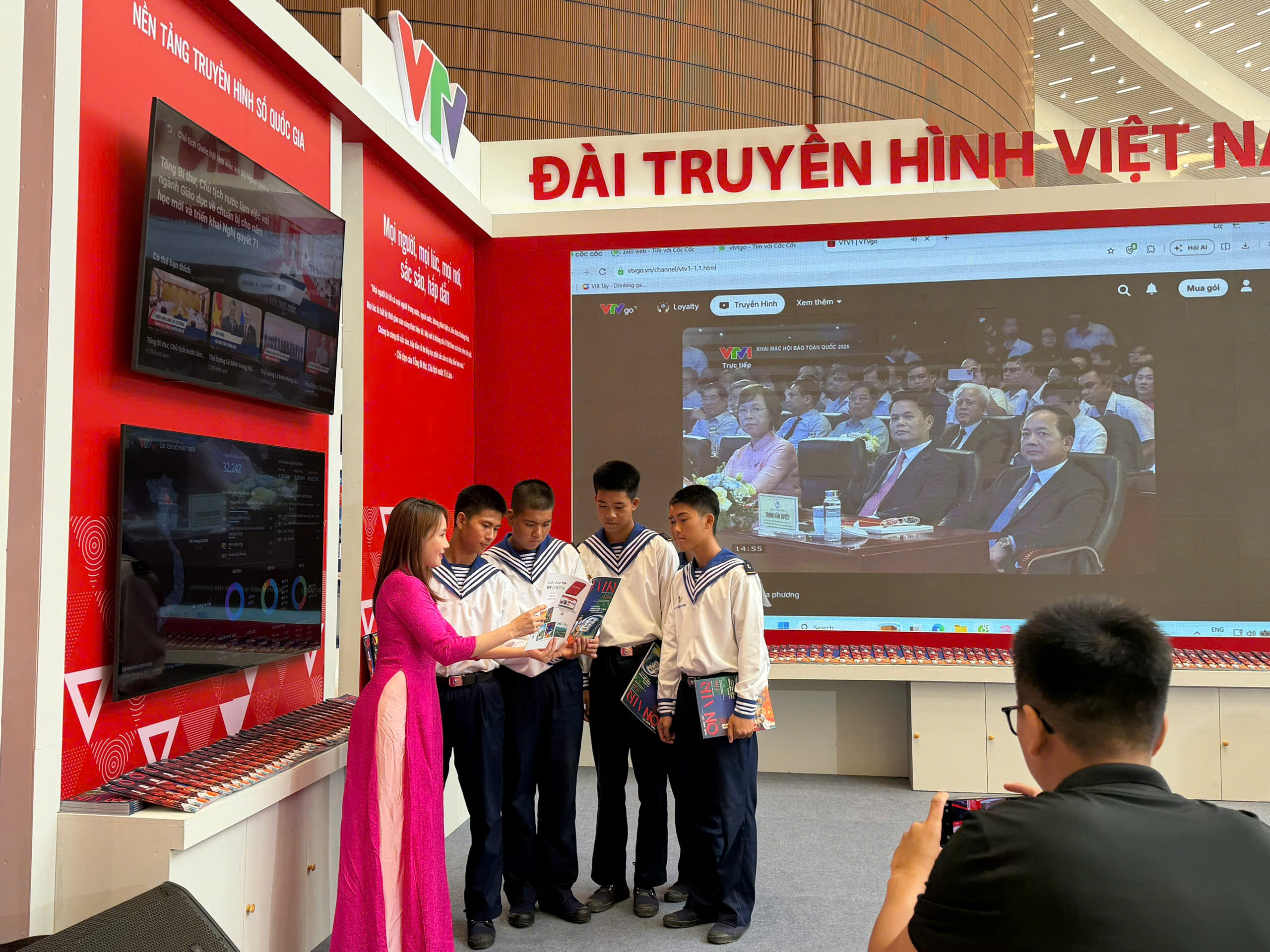Không gian trưng bày của VTV tại Hội Báo toàn quốc 2026. - Ảnh: Du Kỷ 