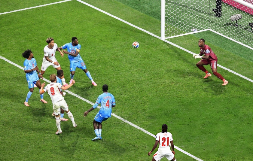 Harry Kane lập cú đúp, tuyển Anh ngược dòng vào vòng 1/8 World Cup 1 Kane bật cao đánh đầu, gỡ hòa 1-1 cho tuyển Anh.