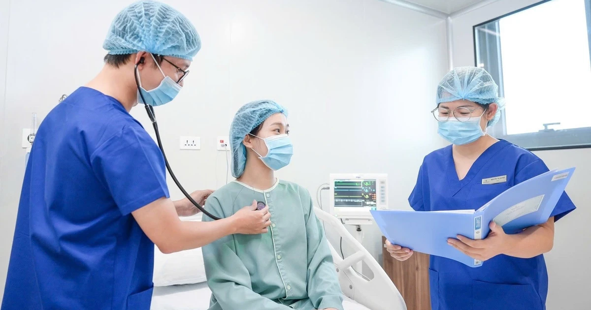 Khám bệnh tại hệ thống y tế Vinmec. (Ảnh: MẠNH CƯỜNG)