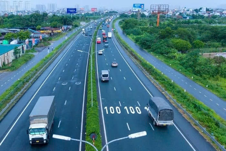 Từ 27/8, CSGT xử phạt lỗi không giữ khoảng cách an toàn trên cao tốc Pháp Vân - Nghi Sơn 1 Cao tốc Pháp Vân - Nghi Sơn