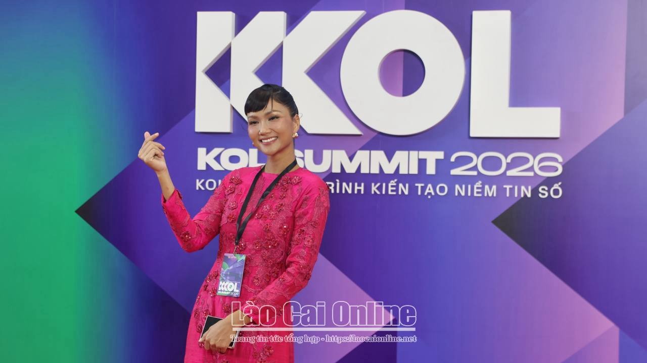 Hình ảnh toàn cảnh Hội nghị KOL toàn quốc 2026: Khi sức ảnh hưởng gắn với niềm tin số 15 hoa hậu h'hen niê tại hội nghị. Ảnh Du Kỷ