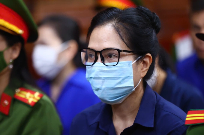 Cựu Tổng giám đốc SJC Lê Thúy Hằng lãnh 25 năm tù, bồi thường và khắc phục hơn 87 tỉ đồng 40 z7065172465754 ef6f29bd2e8f7cc 4837 2078 1759206798